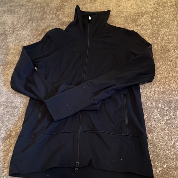 Lululemon- black jacket size 8 - Picture 2 of 4